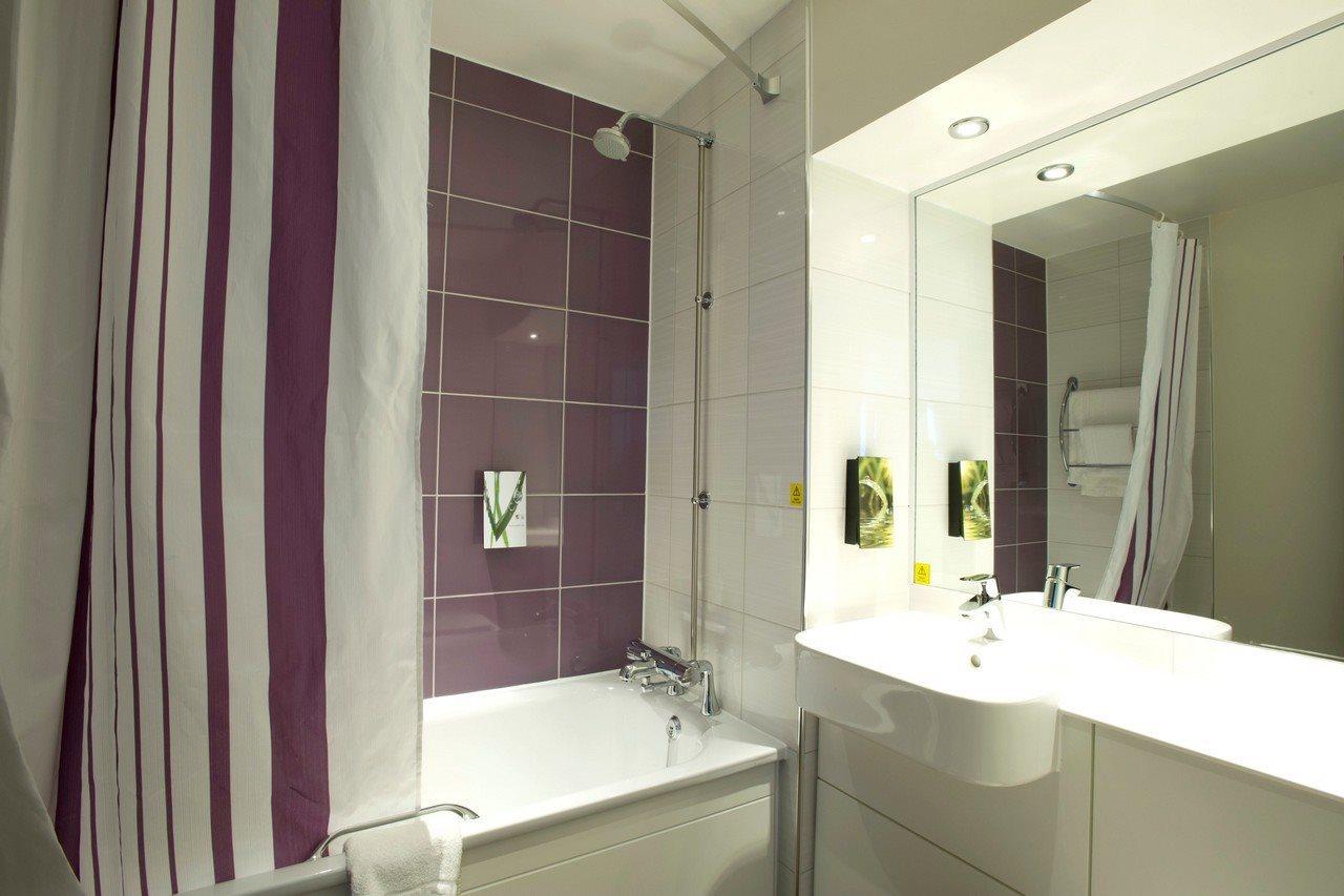 Premier Inn Perth City Centre Bagian luar foto