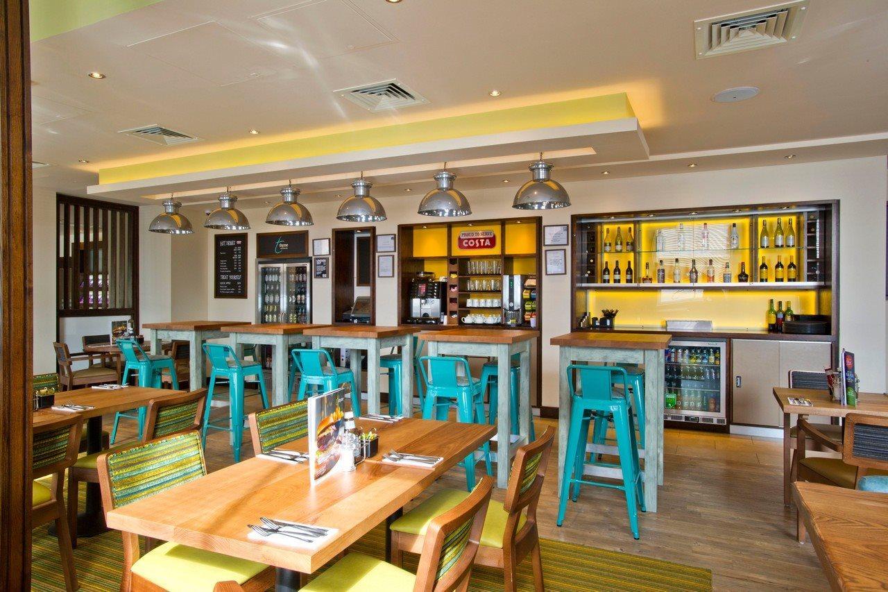 Premier Inn Perth City Centre Bagian luar foto