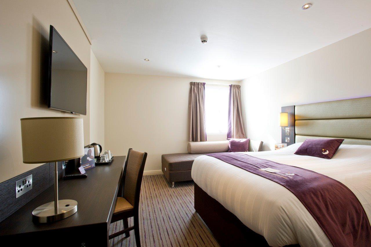 Premier Inn Perth City Centre Bagian luar foto